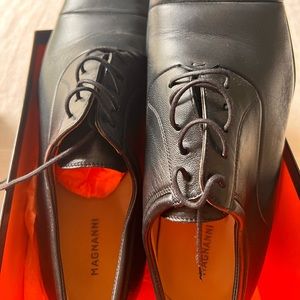 Magnanni Mens Black leather size 12 BRAND NEW. NEVER WORN.